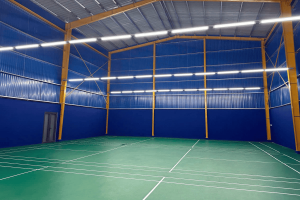 Sân cầu lông trong nhà