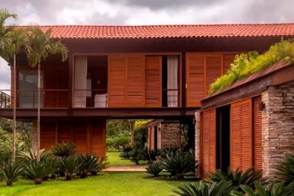 Tư vấn thiết kế nhà sàn gỗ và báo giá thi công chi tiết 2 Xây dựng nhà sàn gỗ tại Cao Nguyên